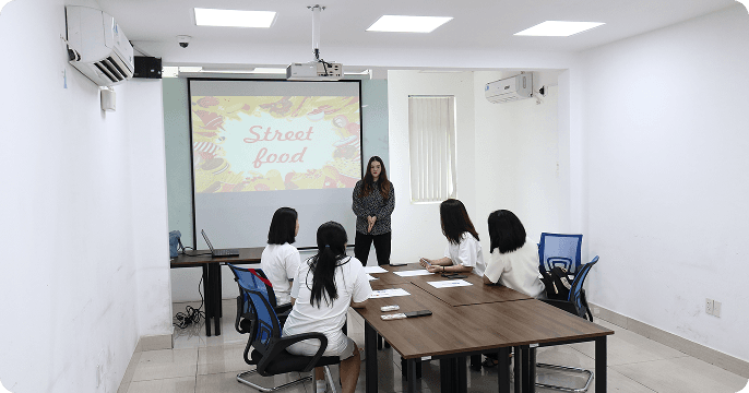 Khóa học Communication tại ZIM