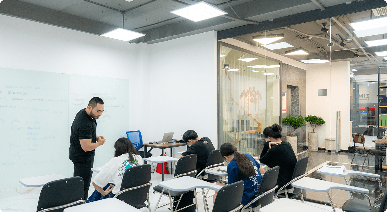 Khóa học VSTEP tại ZIM
