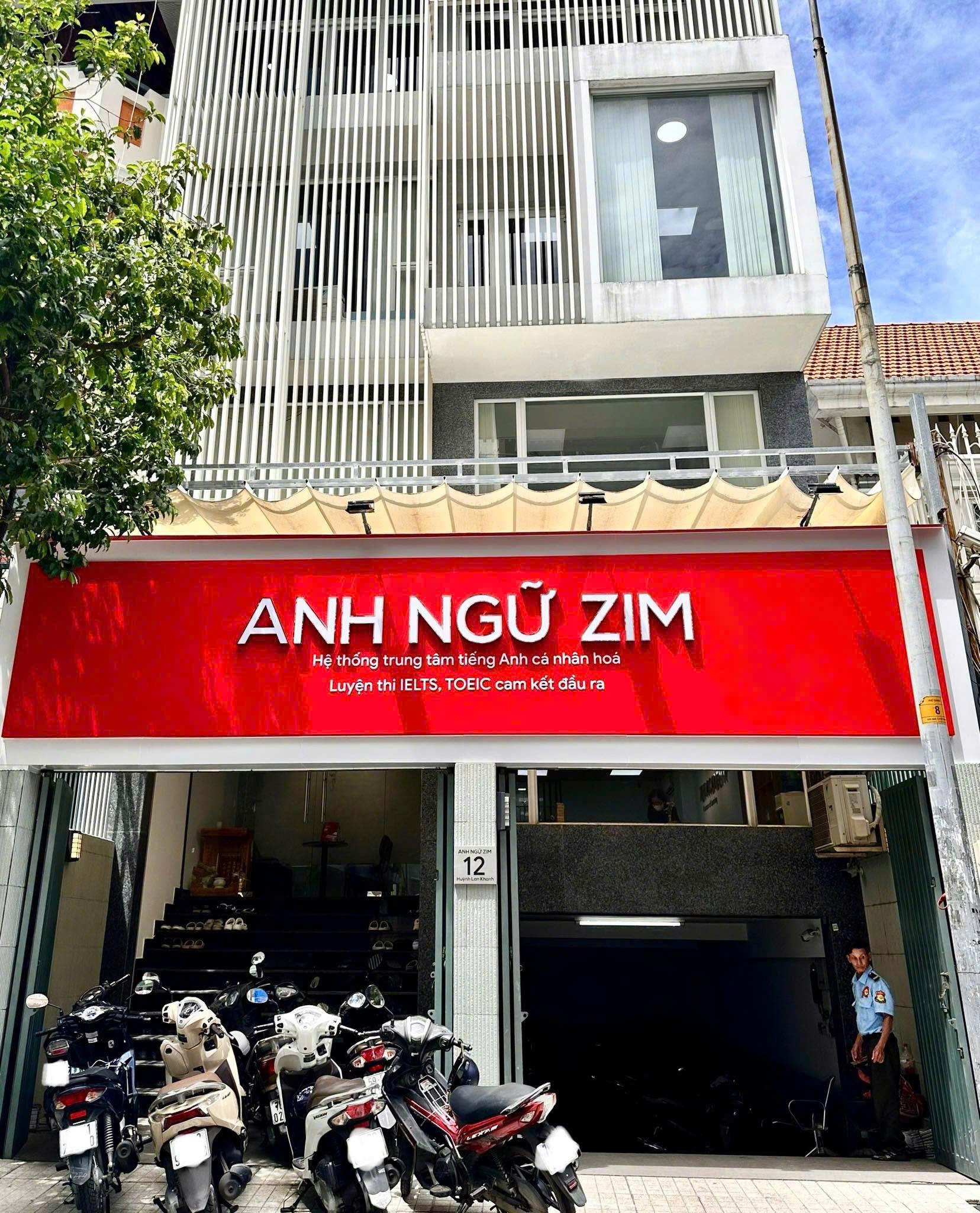 ZIM 12 Huỳnh Lan Khanh