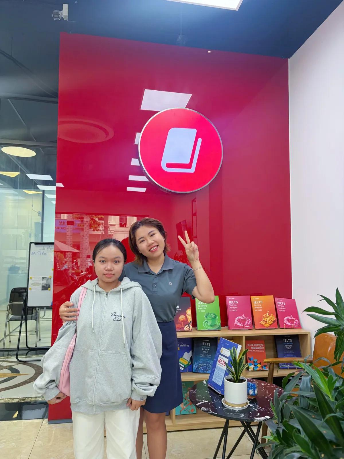 Dương Nữ Phương Uyên